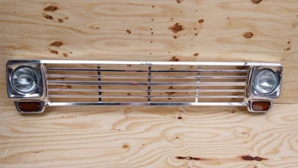 Grade modelo Americana - Faróis simples