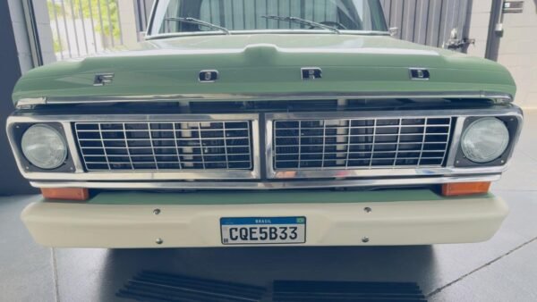 Grade modelo Original Nacional - Faróis simples