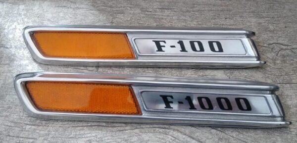 Emblema Lateral do Capô F-100 / F-1000