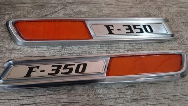 Emblema Lateral do Capô F-100 / F-1000