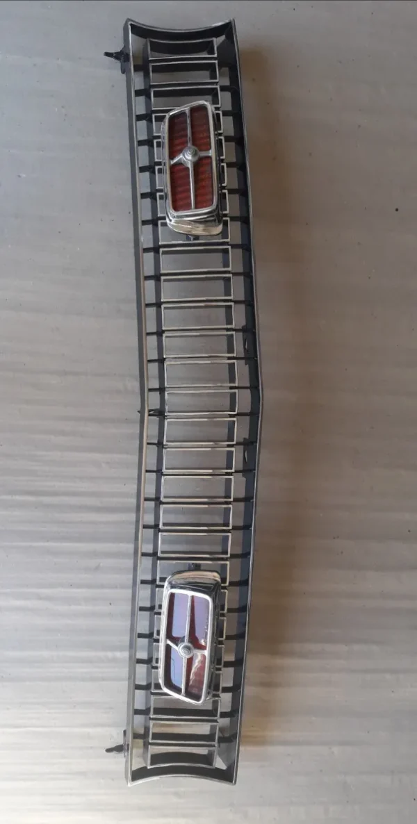 Grade Maverick Faze Il 2 Farol Modelo Grabber V8 Ford V8